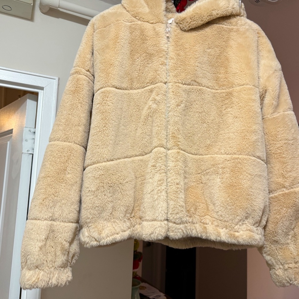 Faux Fur Jacket - Picture 2 of 5